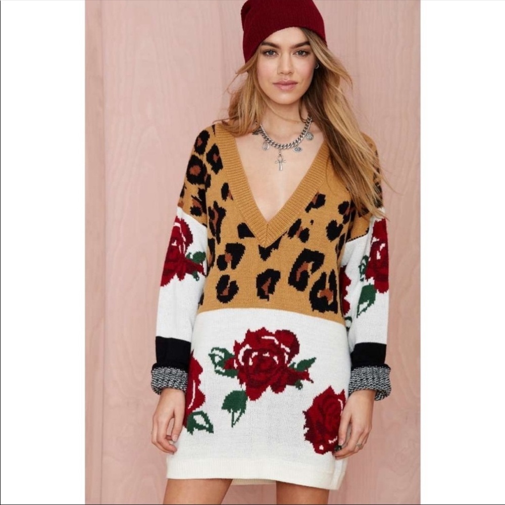 Nasty Gal Graphic Sweater Dress